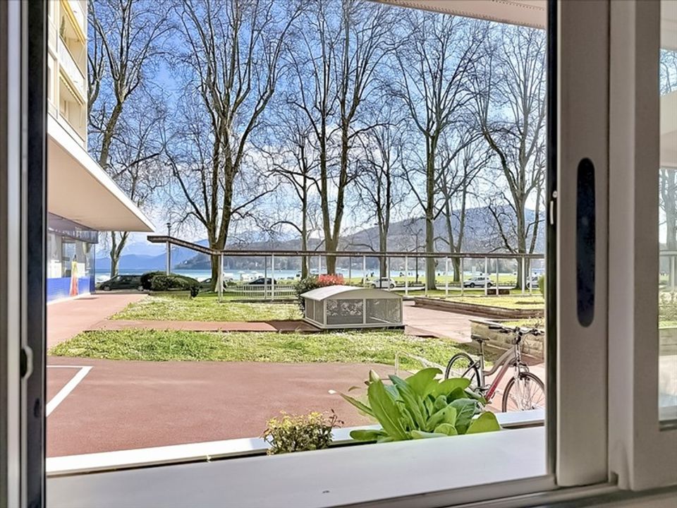 Studio in Annecy, Haute-Savoie - photo 1
