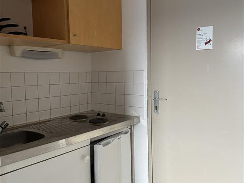 Studio in Reims, Marne - photo 4