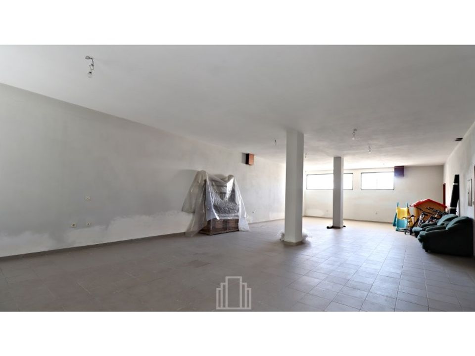 L'establiment comercial a Ovar, Aveiro - foto 2