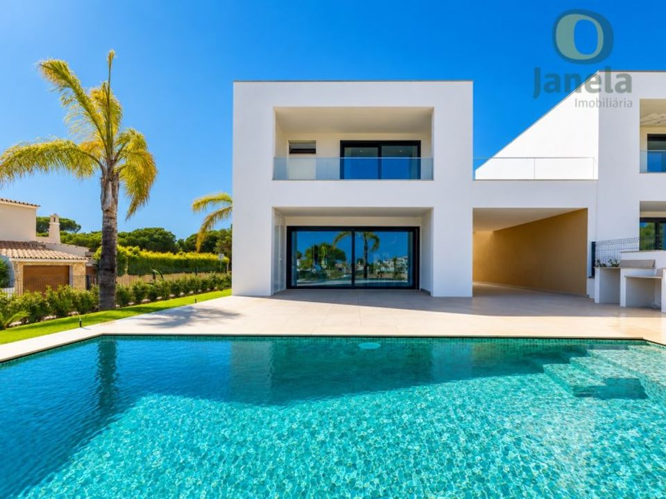 Villa i Quarteira, Faro - foto 1
