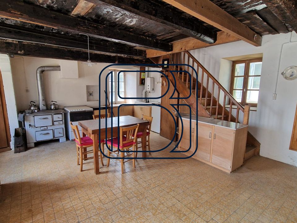 Villa en Saint-Antheme, Puy-de-Dome - foto 2