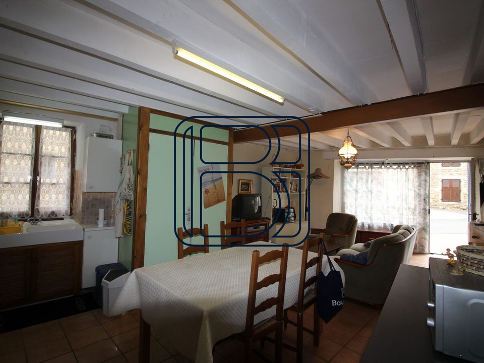 Rækkehus i Saint-Amant-Roche-Savine, Puy-de-Dome - foto 3