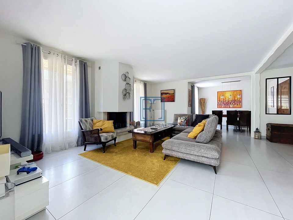 Villa i Le Mesnil-Saint-Denis, Yvelines - bilde 3