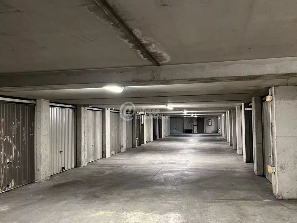 Garasje i Marseille, Bouches-du-Rhone - bilde 2