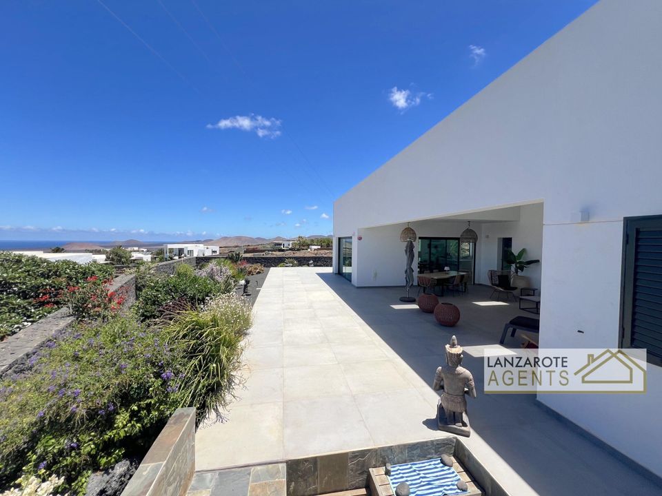 Villa in Las Brenas (Yaiza), Lanzarote - foto 1