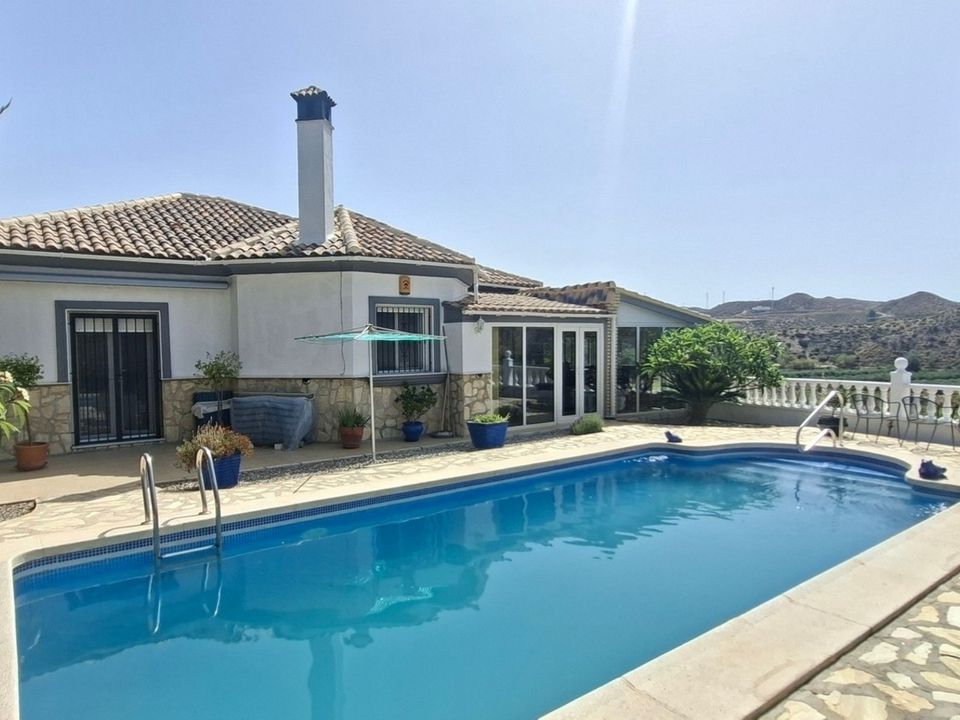 Villa i Arboleas, Almeria - foto 1