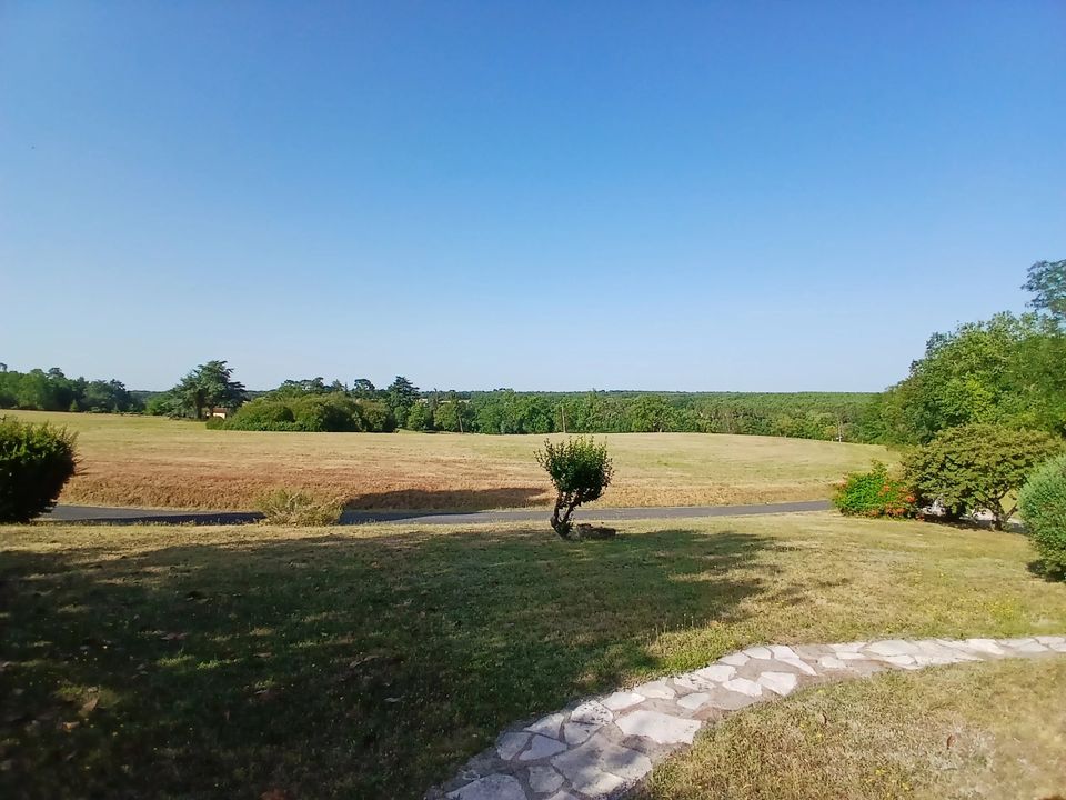 Villa in Montguyon, Charente-Maritime - foto 2