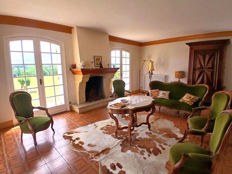 Villa in Montguyon, Charente-Maritime - foto 3