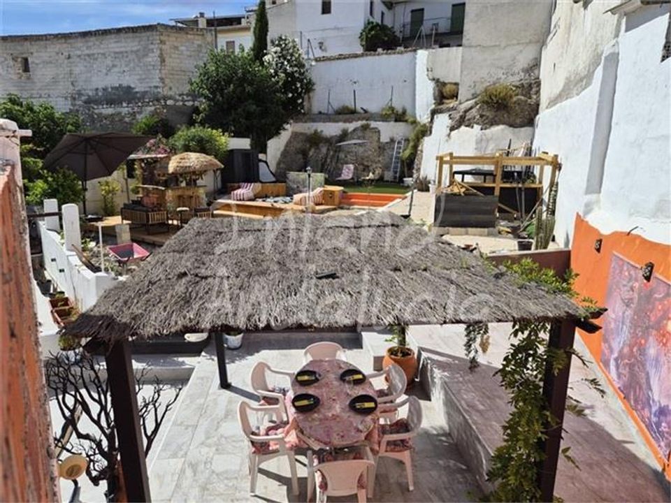 Casa de pueblo en Tozar, Granada - foto 2