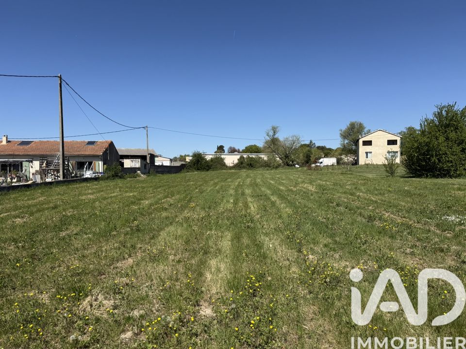 Terra em Valréas, Vaucluse - foto 1