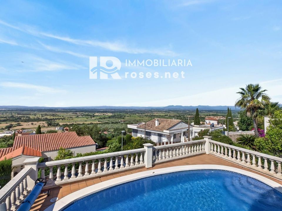 Villa i Palau-Saverdera, Gerona - foto 1