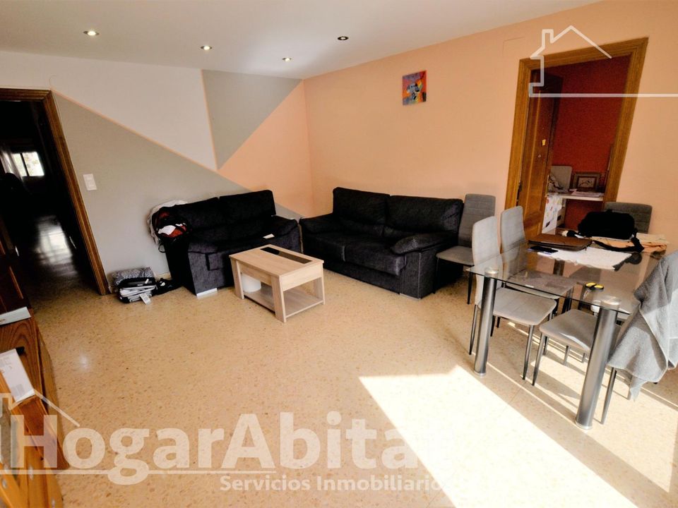 Lejlighed i Burjassot, Valencia - foto 1