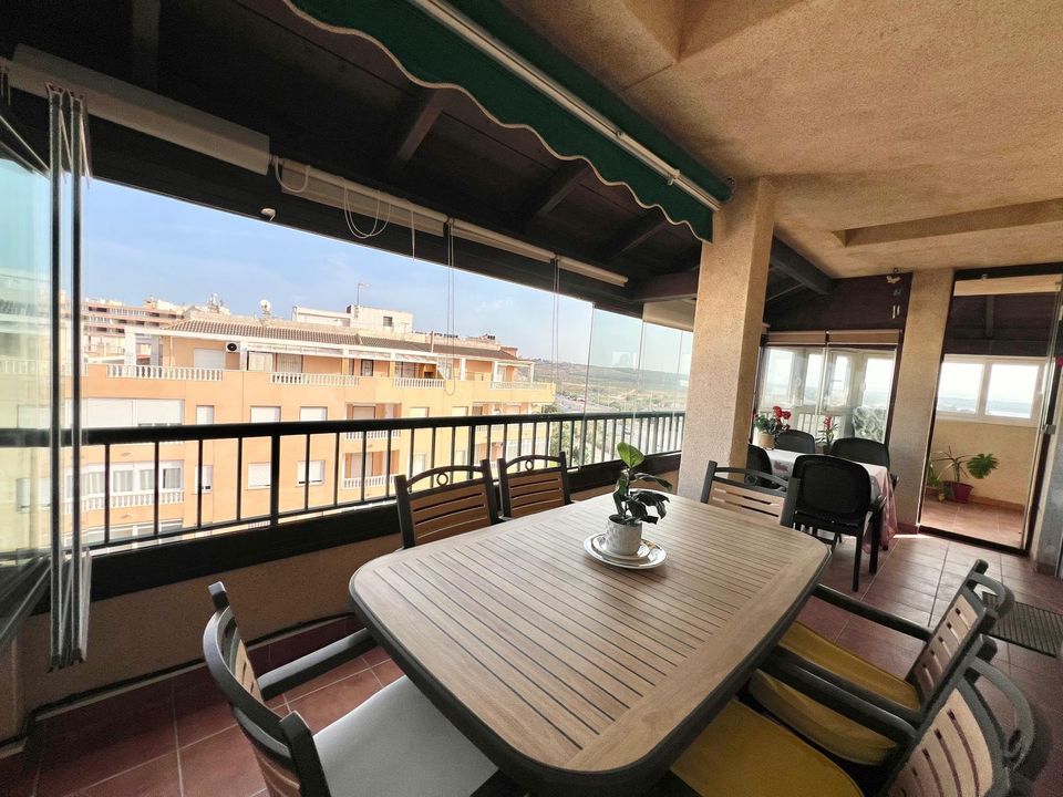 Lejlighed i Torrevieja, Alicante - foto 1