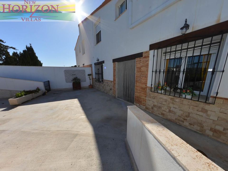 Villa in Arboleas, Almeria - photo 2