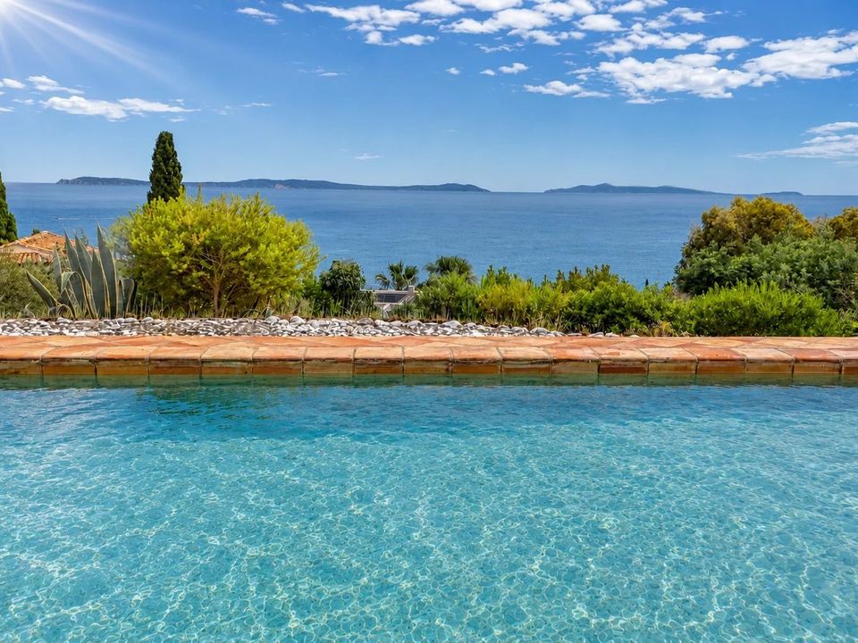 Villa i Rayol-Canadel-sur-Mer, Var - foto 1