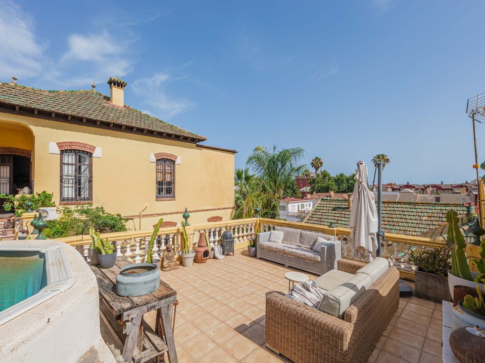 Villa i Malaga city, Malaga - foto 1