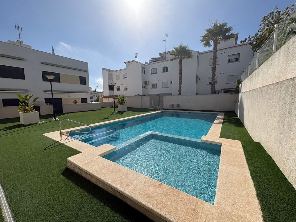 Lejlighed i Los Altos, Alicante - foto 2