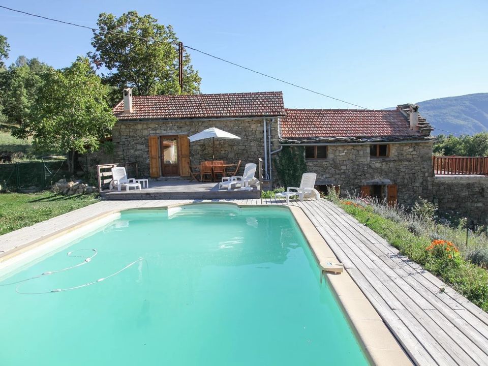 Villa em Braux, Alpes-de-Haute-Provence - foto 1
