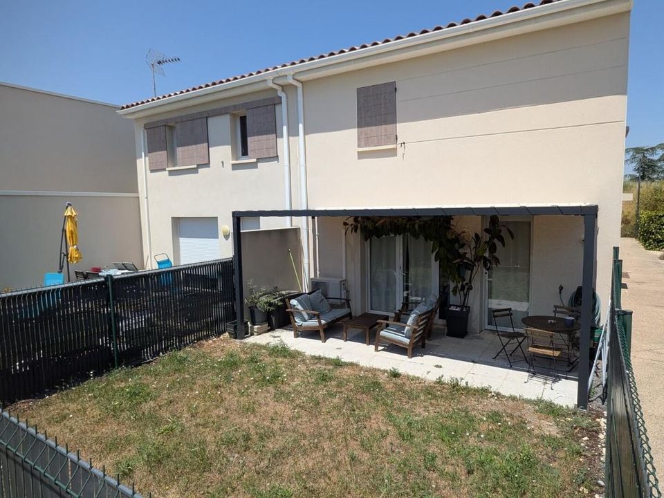 Haus in Villeneuve-lès-Avignon, Gard - Foto 1