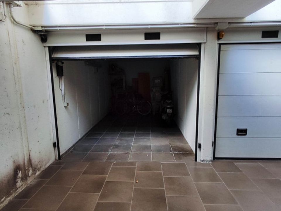 Garage i Padua, Padua - foto 3