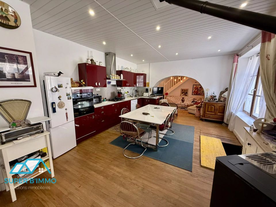 Casa de pueblo en Lavoûte-Chilhac, Haute-Loire - foto 5
