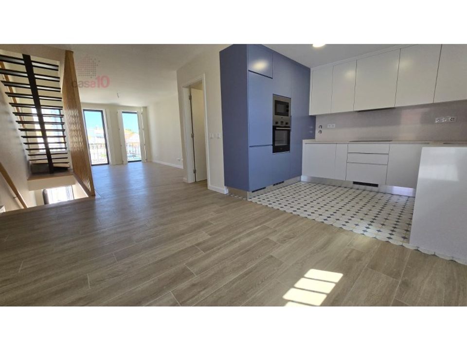 Duplex in Samouco, Setubal - photo 1