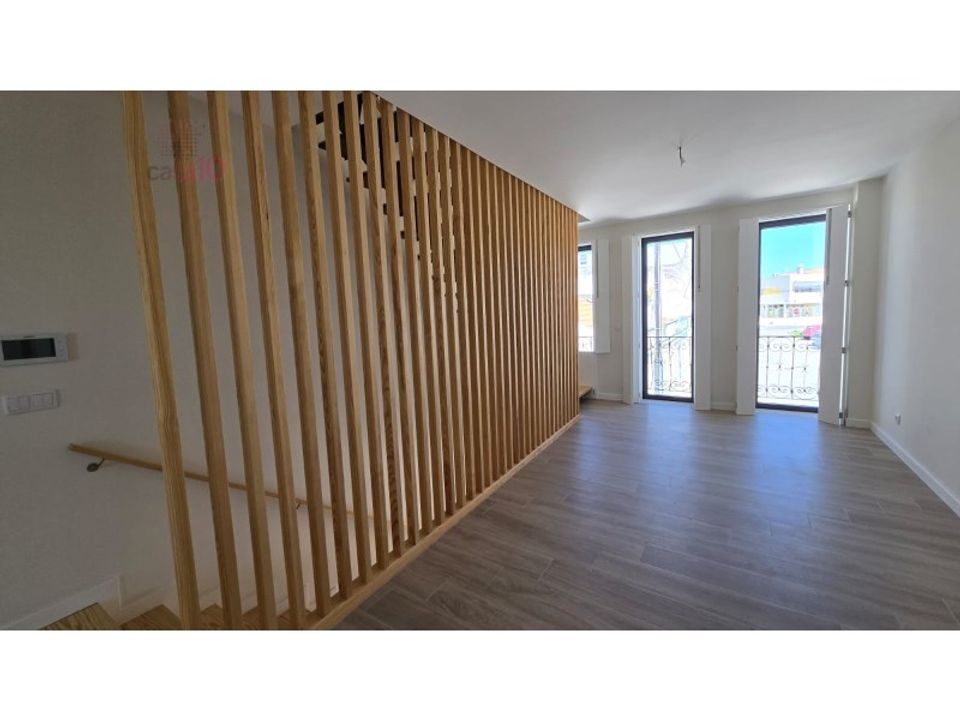 Duplex in Samouco, Setubal - photo 2