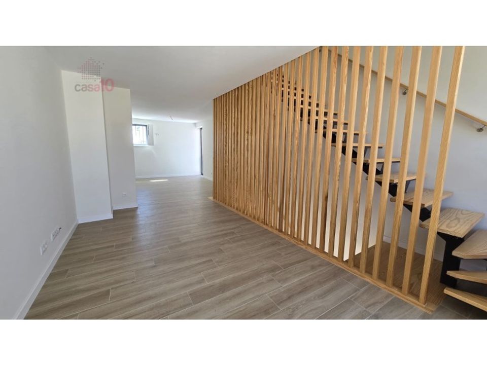 Duplex in Samouco, Setubal - photo 5