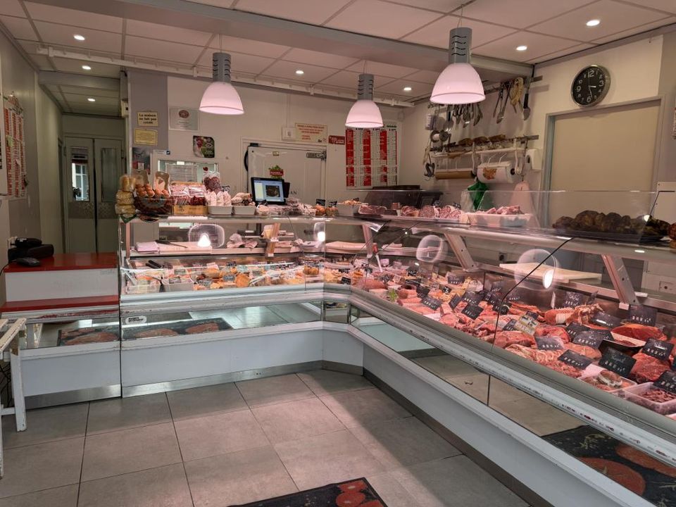 L'establiment comercial a Aigueperse, Puy-de-Dome - foto 2