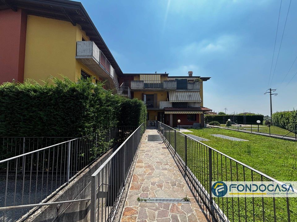 Lejlighed i Carobbio Degli Angeli, Bergamo - foto 2