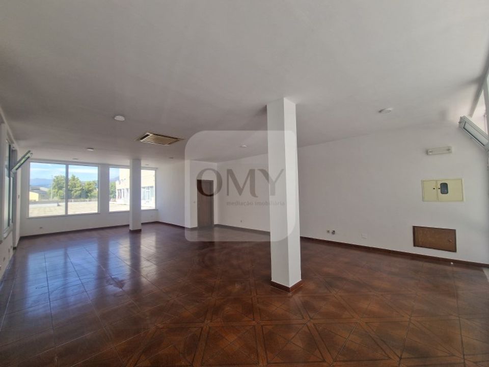 Erhvervsejendom i Vila Real, Vila Real - foto 2