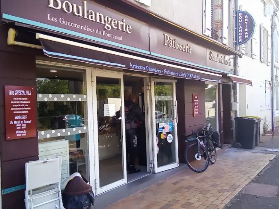 Erhvervsejendom i Agen, Lot-et-Garonne - foto 1