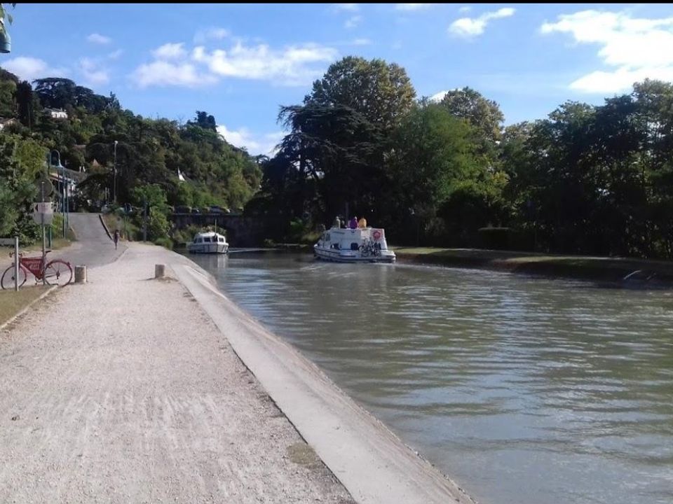 Erhvervsejendom i Agen, Lot-et-Garonne - foto 2