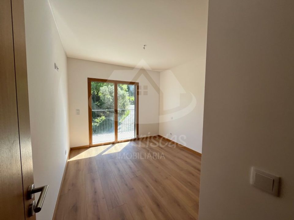 Apartment in Odivelas, Lisbon - photo 4
