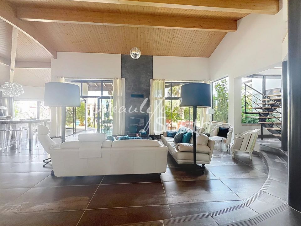 Villa in Pollestres, Pyrenees-Orientales - foto 2