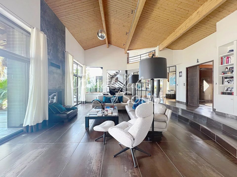 Villa in Pollestres, Pyrenees-Orientales - foto 4