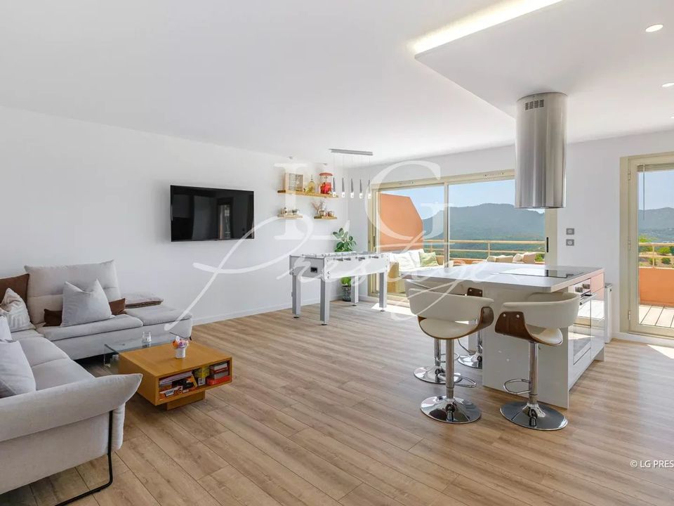 Lejlighed i Mandelieu-la-Napoule, Alpes-Maritimes - foto 3