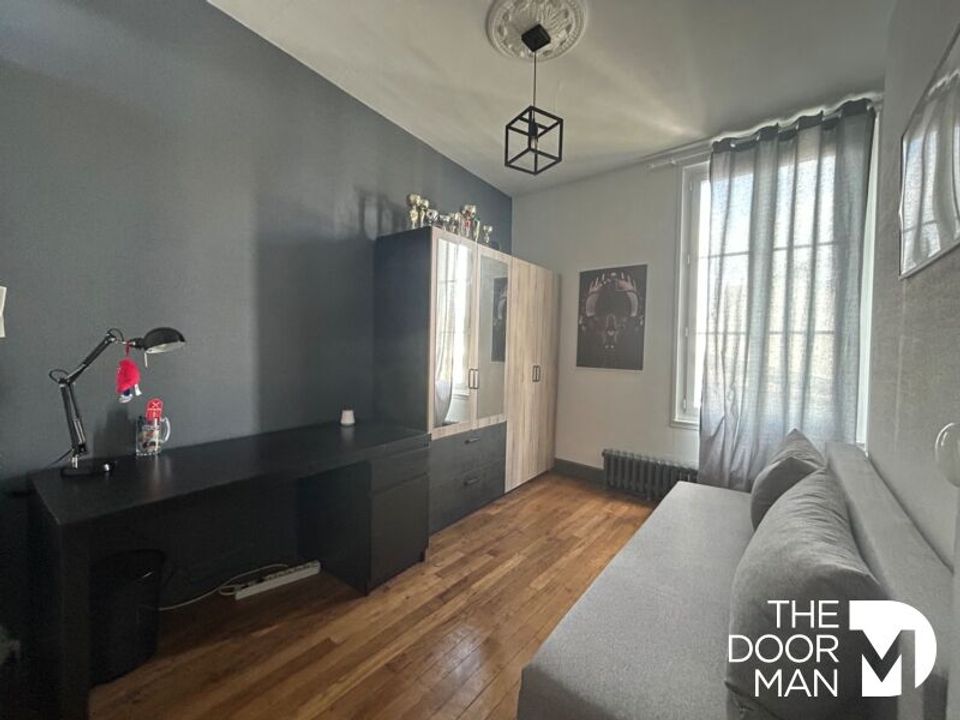 Apartment in Bourges, Cher - photo 5