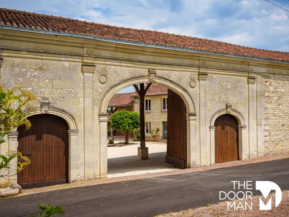 Villa em Les Trois-Moutiers, Vienne - foto 2