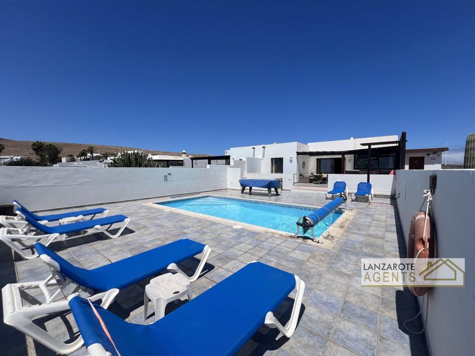 Villa i Playa Blanca (Yaiza), Lanzarote - foto 1