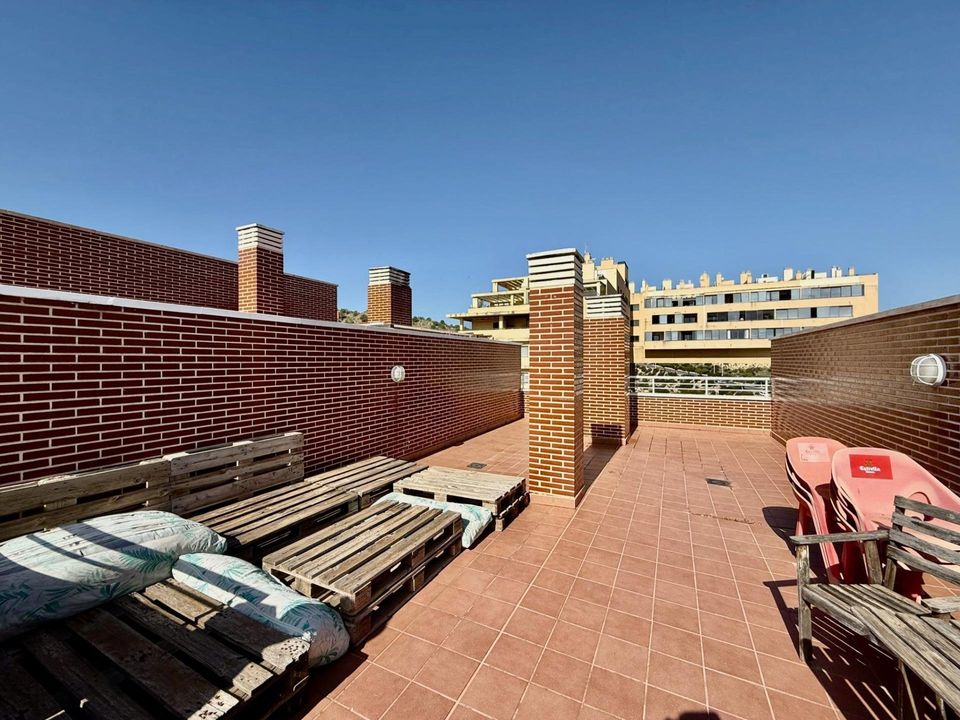 Lejlighed i Villajoyosa, Alicante - foto 4