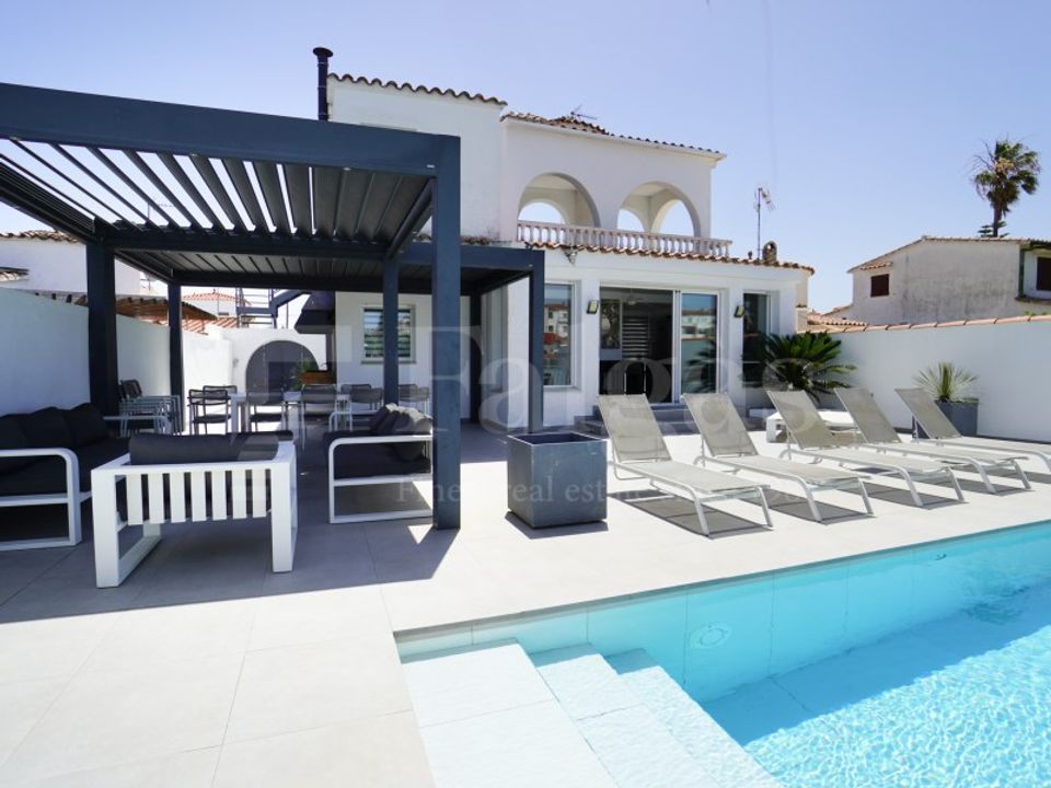 Villa i Empuriabrava, Gerona - foto 4