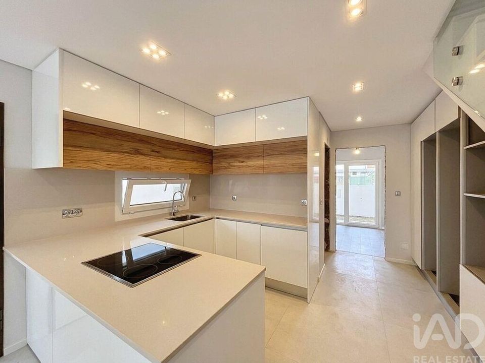 Casa unifamiliar a Seixal, Setubal - foto 2