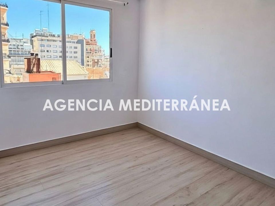 Erhvervsejendom i Valencia, Valencia - foto 4