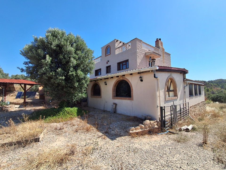 Villa en Riba-Roja D'ebre, Tarragona - foto 1