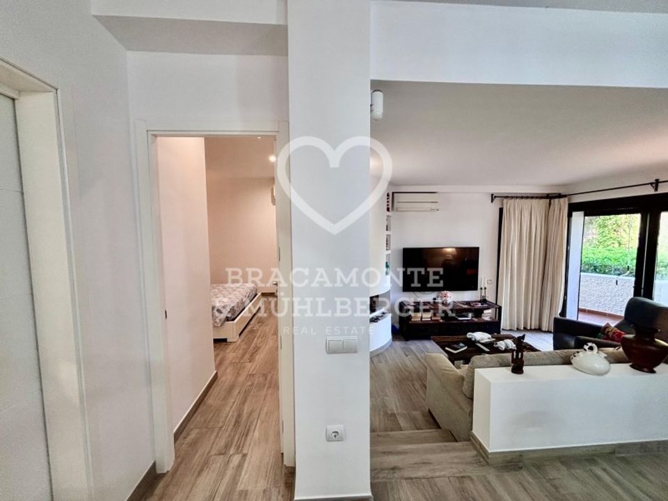 Apartamento en Cala Llenya, Ibiza - foto 2