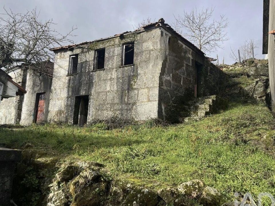 Casa de pueblo en Lamego, Viseu - foto 1