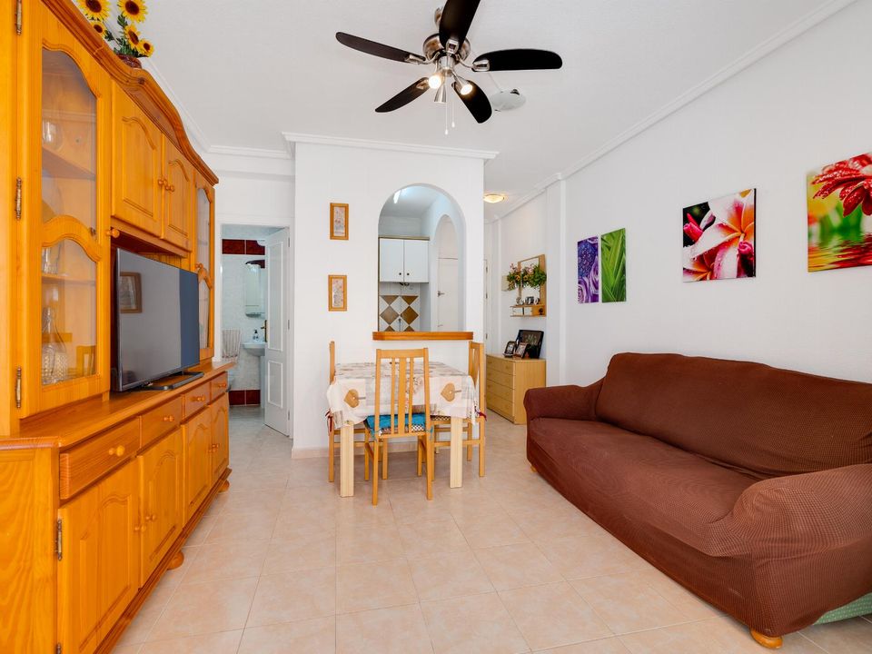 Бунгало в Torrevieja, Alicante - фотография 3