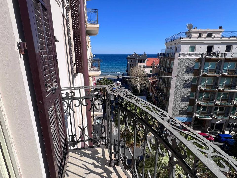 Lejlighed i Alassio, Savona - foto 1