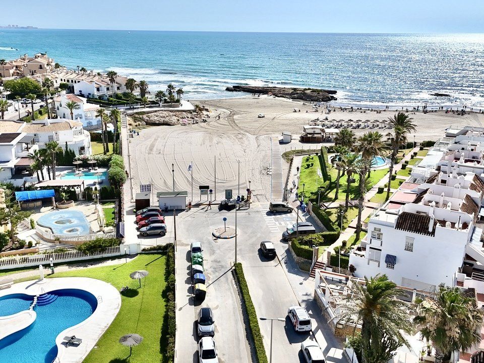 Lejlighed i Cabo Roig, Alicante - foto 2